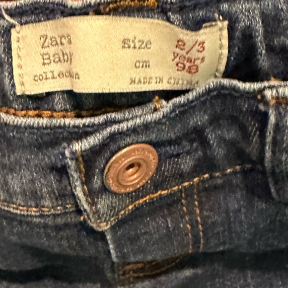 Zara baby jeans outfit. Size 12/ 18. / 2/3 year Mint condition.  Non smoker - Picture 2 of 16